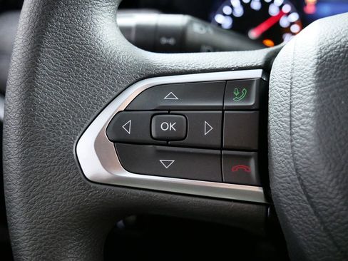 Used 2024 Jeep Compass Sport image 36