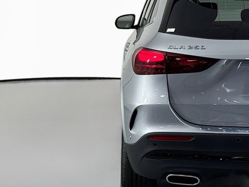New 2026 Mercedes-Benz GLA 250 image 14