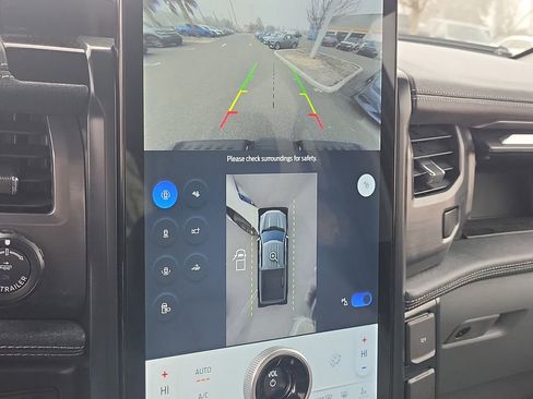 Used 2025 Ford F150 Lightning Flash image 26