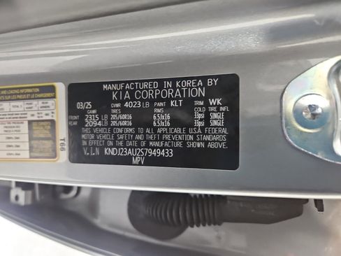 Used 2025 Kia Soul LX w/ LX Technology Package image 14