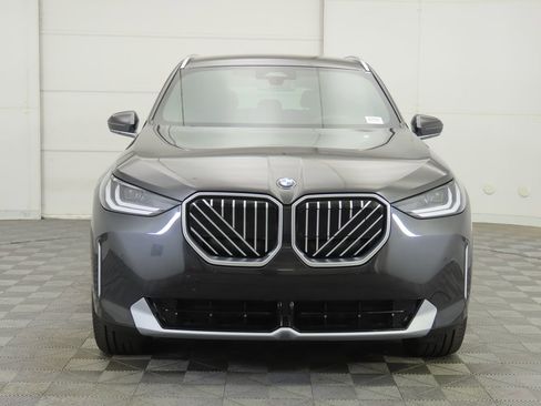 New 2026 BMW X3 xDrive30 w/ Convenience Package image 2