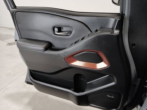 Used 2023 Nissan Frontier PRO-4X w/ Pro Convenience Package image 33