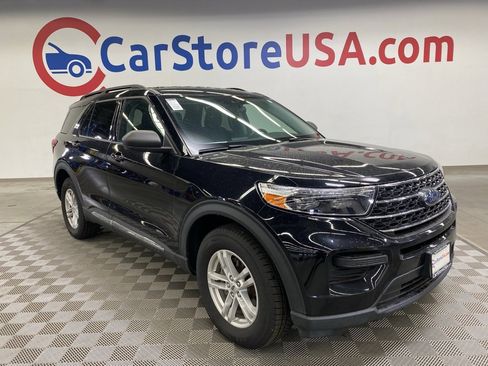 Used 2022 Ford Explorer XLT image 1