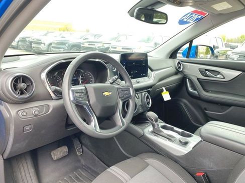 Used 2024 Chevrolet Blazer LT w/ Convenience Package AWD/4WD image 10