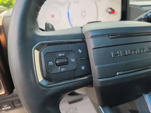 Used 2024 GMC Hummer EV 2X w/ Extreme Off-Road Package AWD/4WD image 21