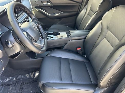 New 2026 Nissan Rogue SV w/ SV Premium Package image 23