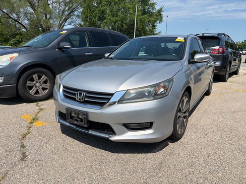 Used 2014 Honda Accord Sport image 7