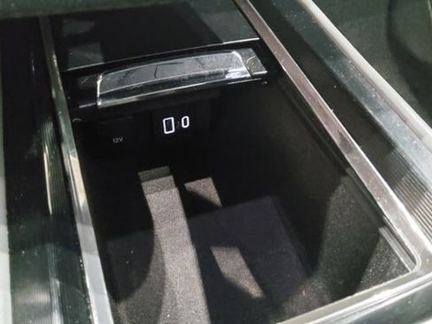 Used 2022 Lincoln Corsair AWD w/ Equipment Group 101A image 27