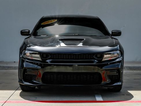 Used 2023 Dodge Charger R/T w/ Plus Group RWD image 6