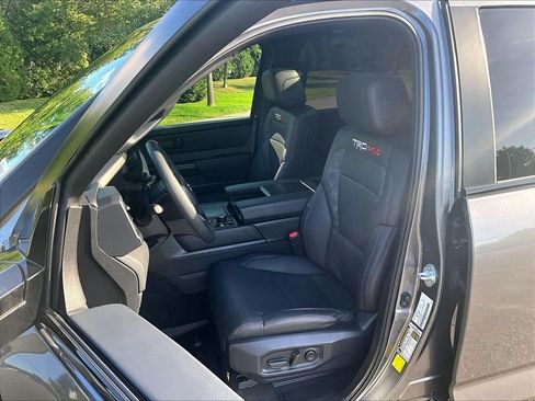Used 2025 Toyota Sequoia TRD Pro AWD/4WD image 10