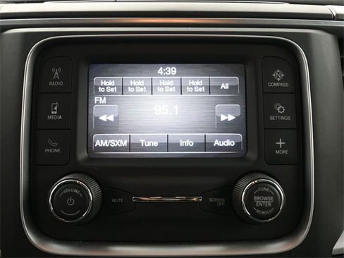 Used 2022 RAM 1500 Classic SLT image 3