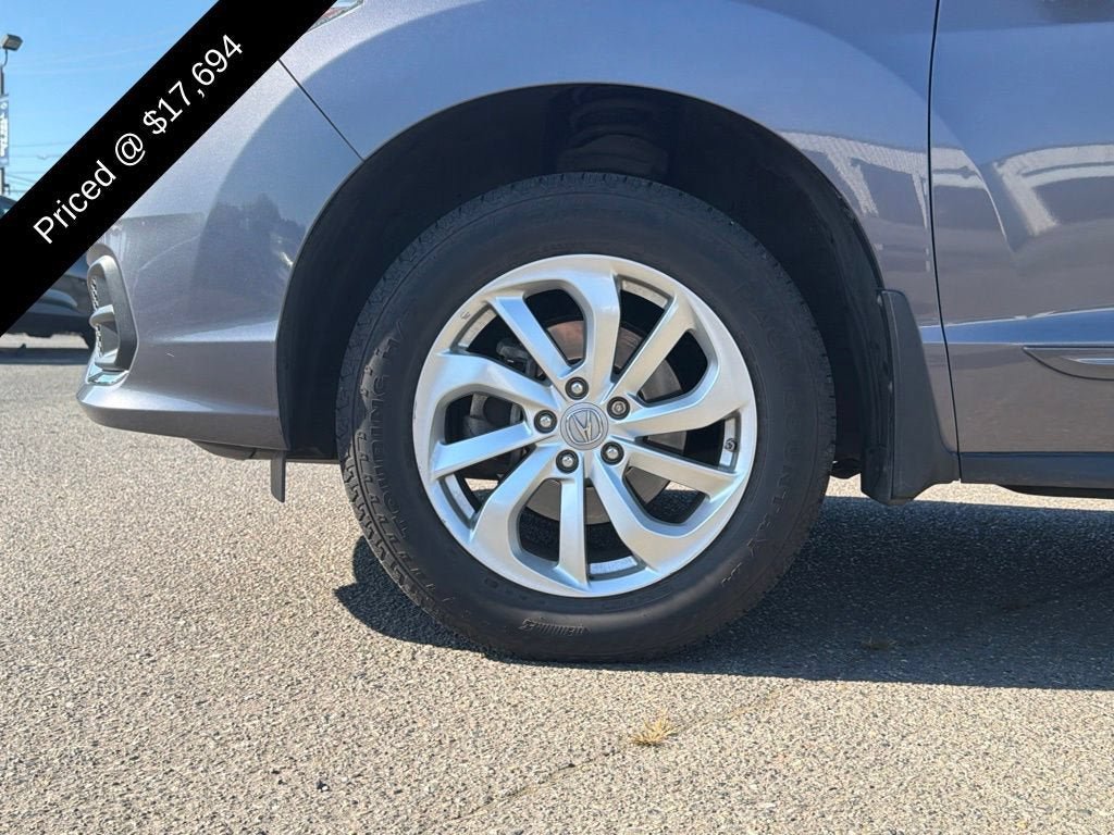 Used 2017 Acura RDX w/ Tech & AcuraWatch Plus Pack AWD/4WD image 4