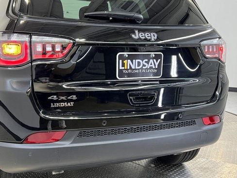 New 2026 Jeep Compass Limited w/ Sun, Sound & Navigation Group image 8