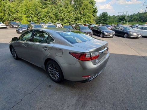 Used 2018 Lexus ES 350 w/ Premier Package FWD image 5
