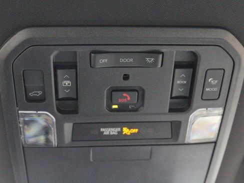 Used 2023 Toyota Sequoia Capstone image 31