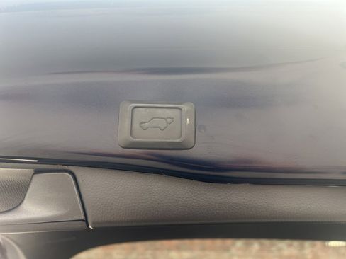 Certified 2023 Toyota RAV4 XLE Premium image 4