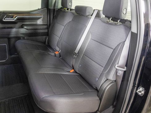 Used 2023 Chevrolet Silverado 1500 LT image 39