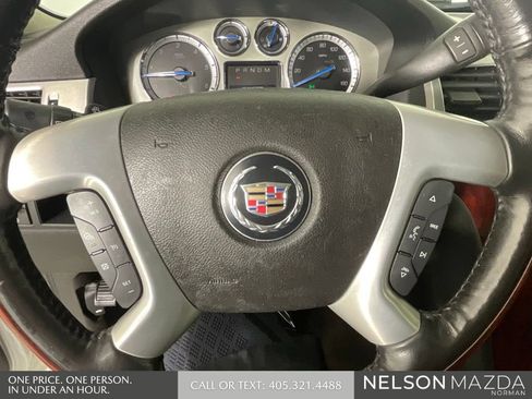 Used 2011 Cadillac Escalade EXT Luxury AWD/4WD image 45
