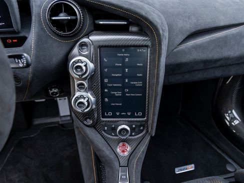 Used 2022 McLaren 765LT image 34