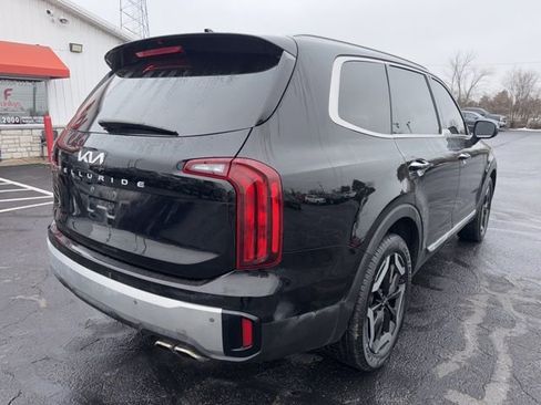 Used 2023 Kia Telluride S image 7