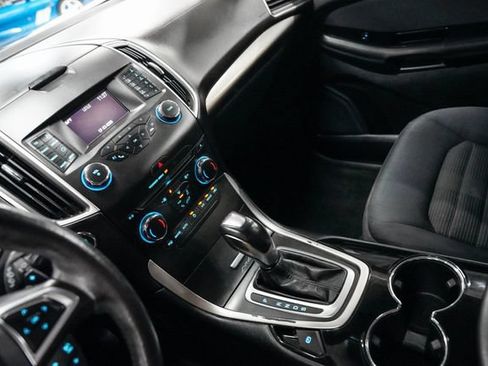 Used 2015 Ford Edge SEL FWD image 7