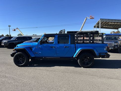 Used 2021 Jeep Gladiator Mojave image 2