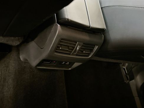 Used 2023 Nissan Rogue SL w/ SL Premium Package image 29