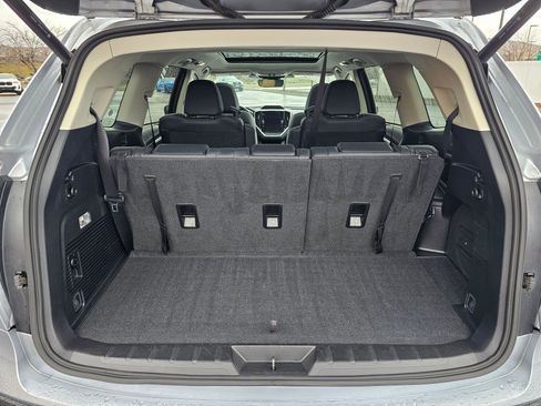 Used 2023 Subaru Ascent Limited w/ Technology Package image 29
