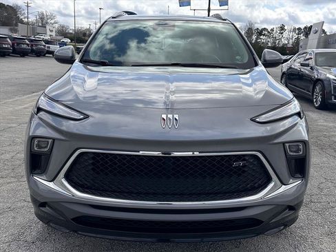 Used 2024 Buick Encore GX Sport Touring w/ Comfort Package image 8