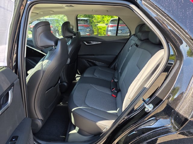 New 2026 Kia Niro Wave w/ Wave Preserve Package FWD image 17