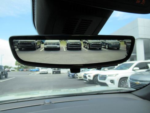 Certified 2025 Chevrolet Equinox ACTIV w/ Safety and Technology Package FWD image 31