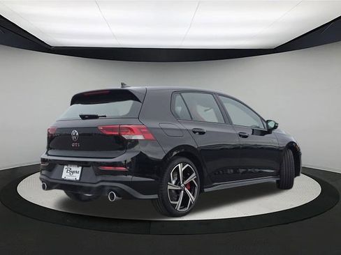 New 2026 Volkswagen GTI SE image 7