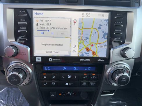 Used 2024 Toyota 4Runner Limited image 33