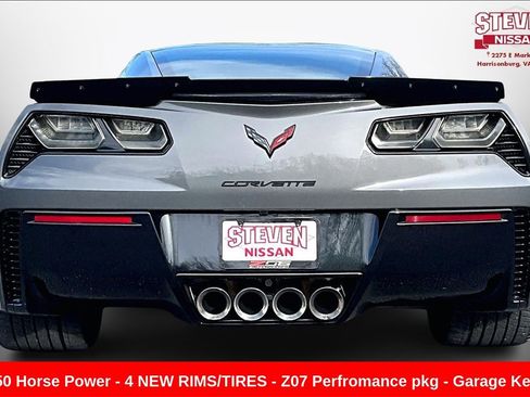 Used 2015 Chevrolet Corvette Z06 w/ 3LZ Preferred Equipment Group image 5