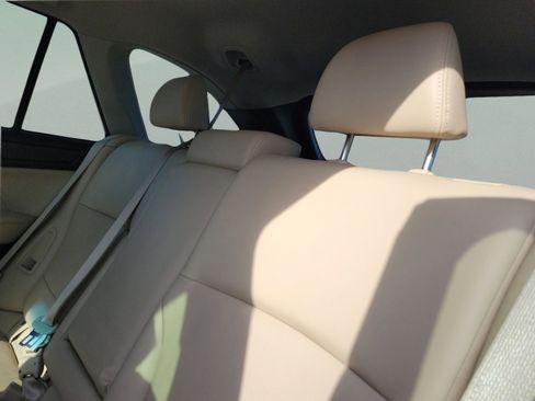 Used 2019 Subaru Outback 2.5i Limited w/ Popular Package #2 image 13