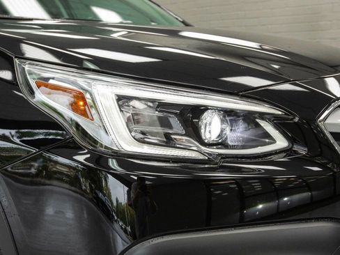 Used 2021 Subaru Outback Limited image 9