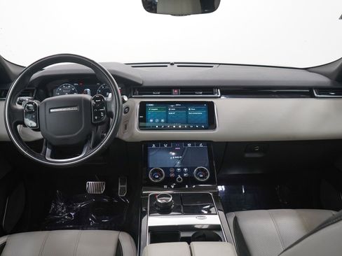 Used 2019 Land Rover Range Rover Velar R-Dynamic SE AWD/4WD image 16