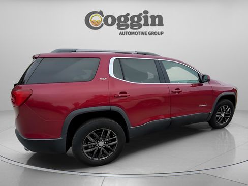 Used 2019 GMC Acadia SLT image 13