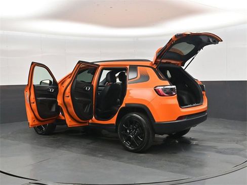 New 2026 Jeep Compass Latitude image 47
