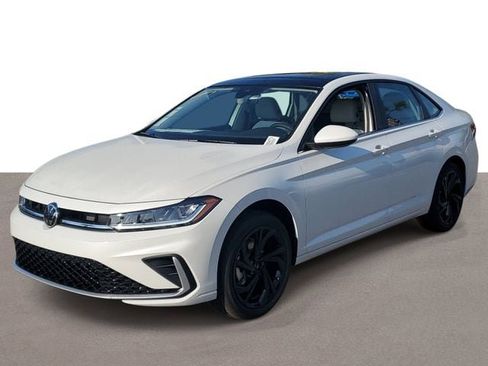 New 2026 Volkswagen Jetta SE FWD image 2