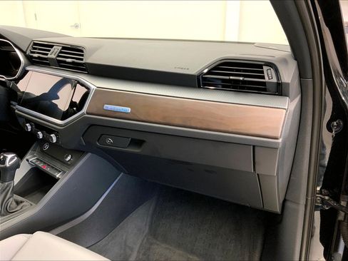 Certified 2022 Audi Q3 2.0T Premium Plus AWD/4WD image 15