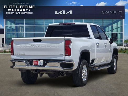 Used 2024 Chevrolet Silverado 2500 LTZ w/ LTZ Convenience Package AWD/4WD image 5