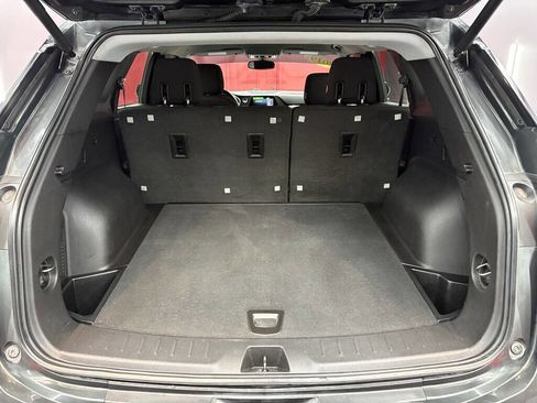 Used 2019 Chevrolet Blazer LT image 27