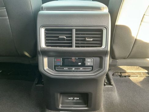 New 2026 Volkswagen Atlas SE image 20