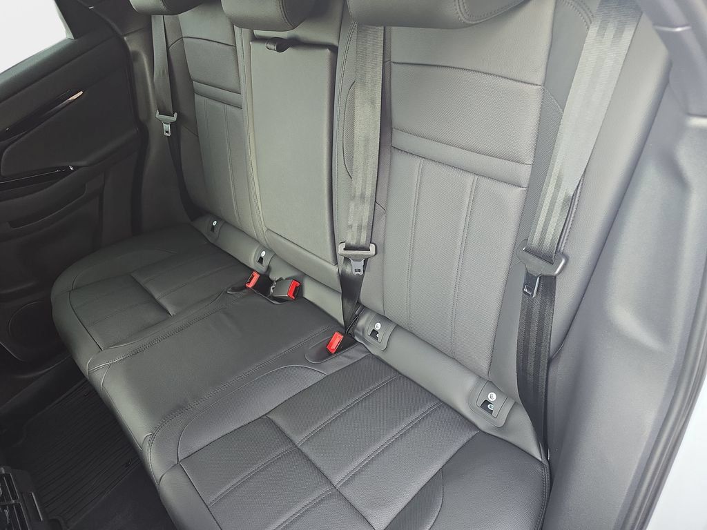 New 2026 Land Rover Range Rover Evoque Dynamic SE AWD/4WD image 10