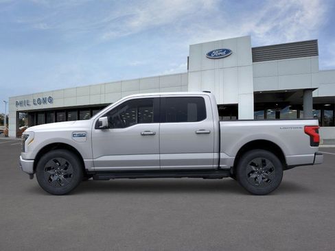 New 2025 Ford F150 Lightning Lariat image 3