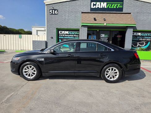 Used 2013 Ford Taurus SE FWD image 18