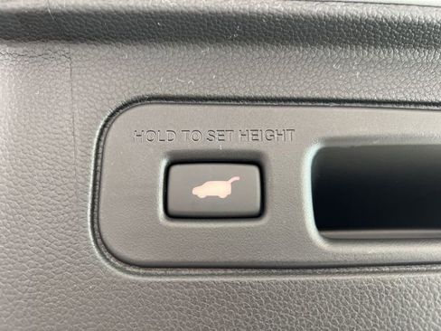 New 2026 Honda Pilot Black Edition image 9