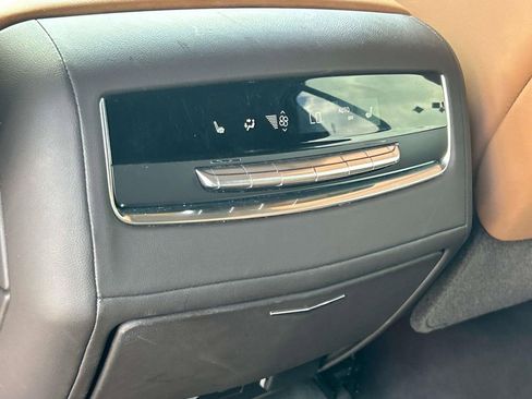 Used 2021 Cadillac Escalade Sport w/ Driver Assist Tech Package AWD/4WD image 17
