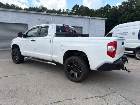 Used 2017 Toyota Tundra SR5 w/ SR5 Upgrade Package AWD/4WD image 26